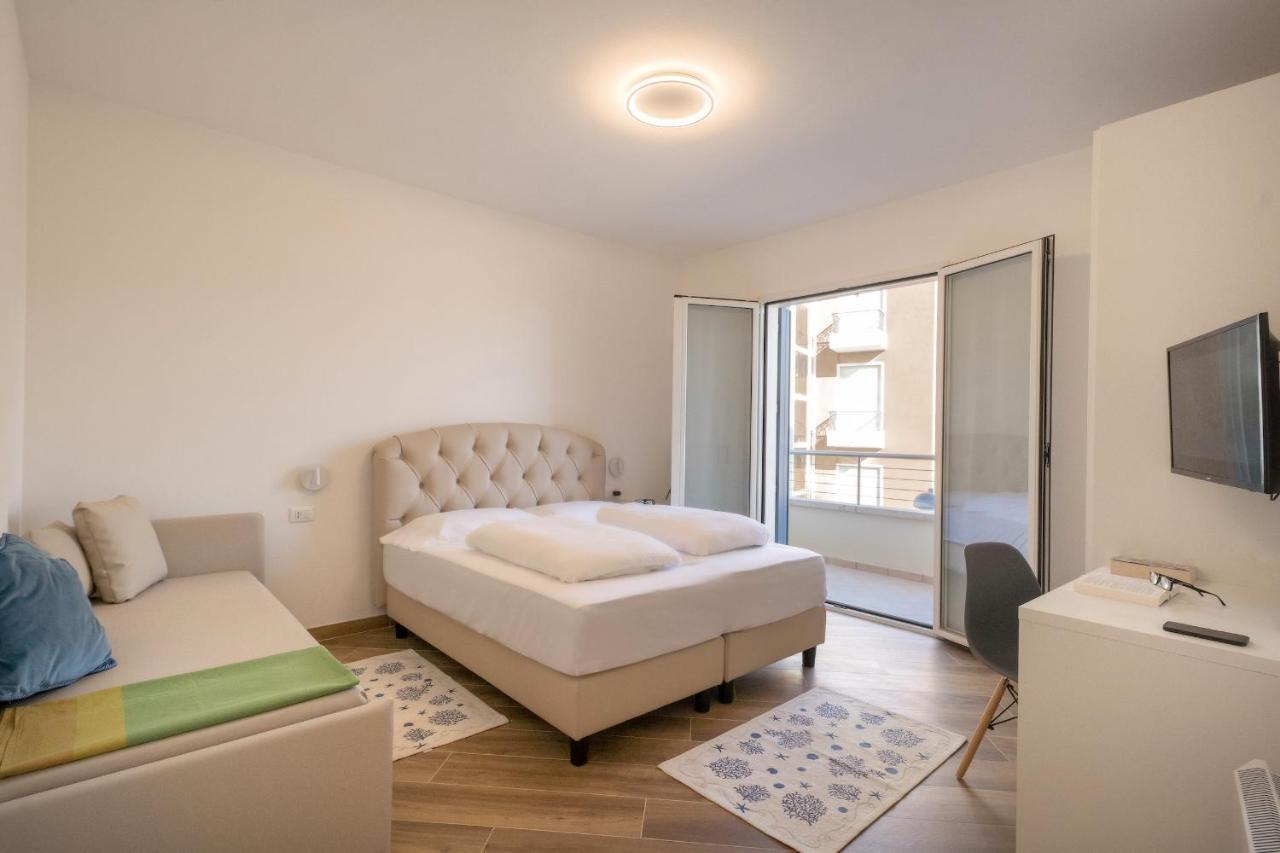 Ferrari Apartments Levante Caorle Exterior foto
